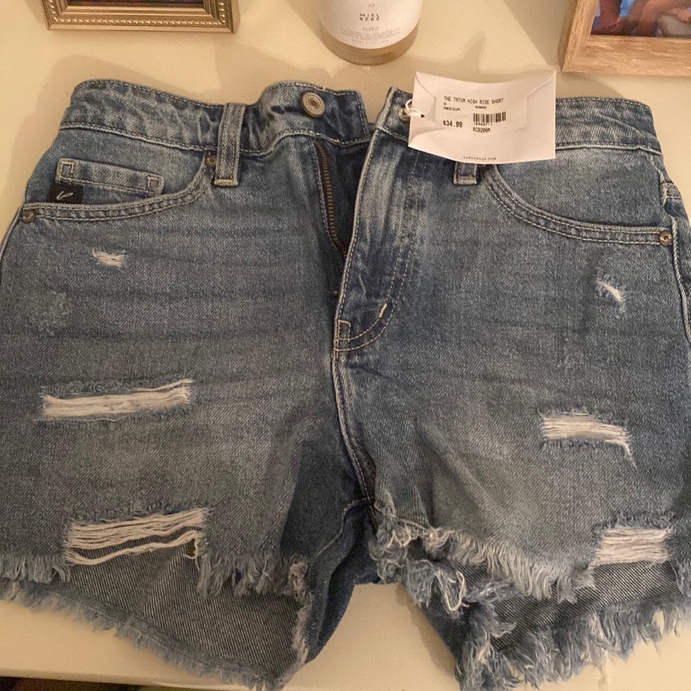 Small kancan jean shorts
